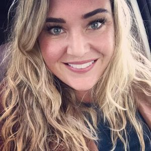 Meet your Posher, Carla